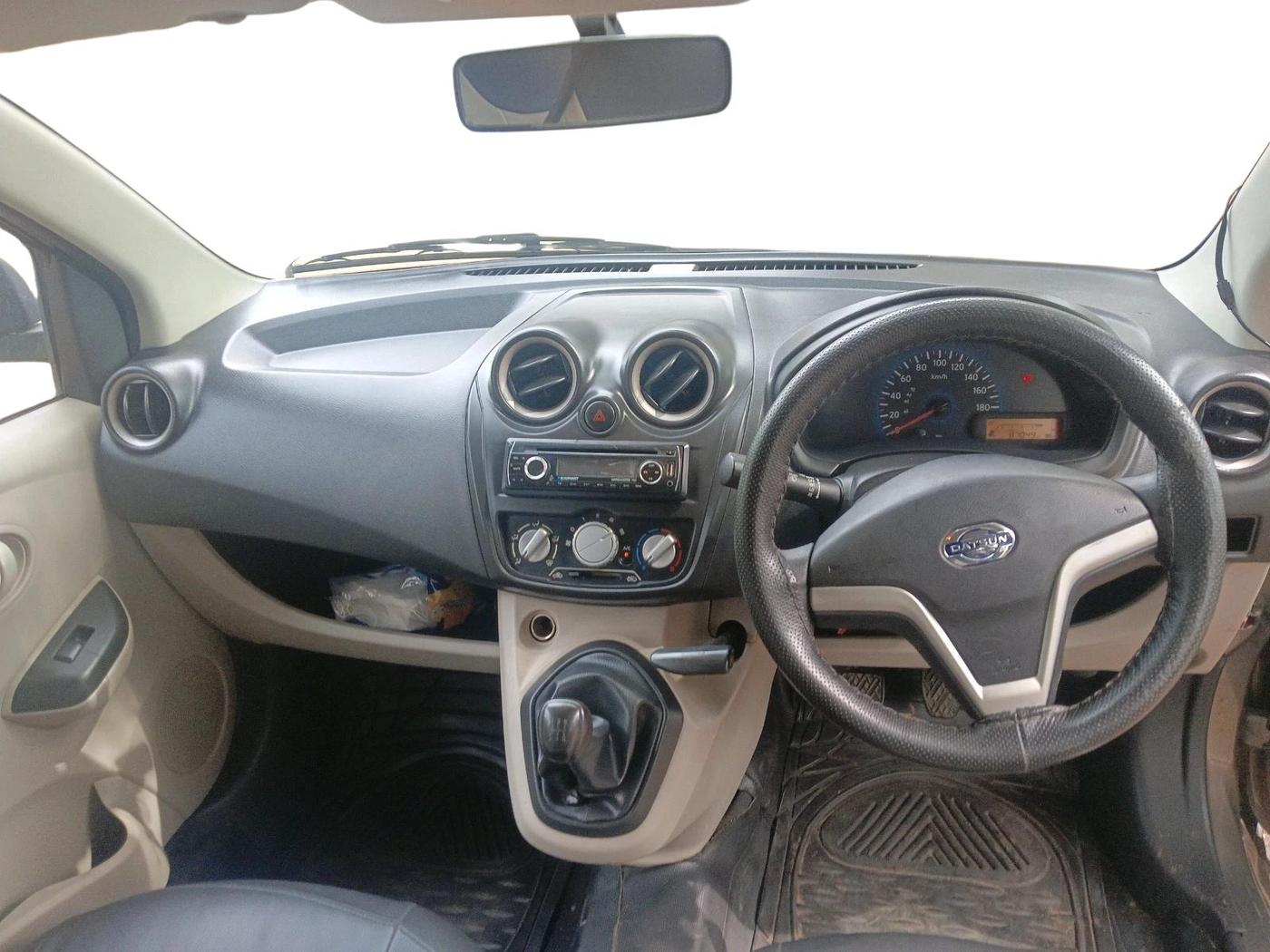 2017 Datsun Go Plus T, Petrol, Manual, 87,049 km, interior
