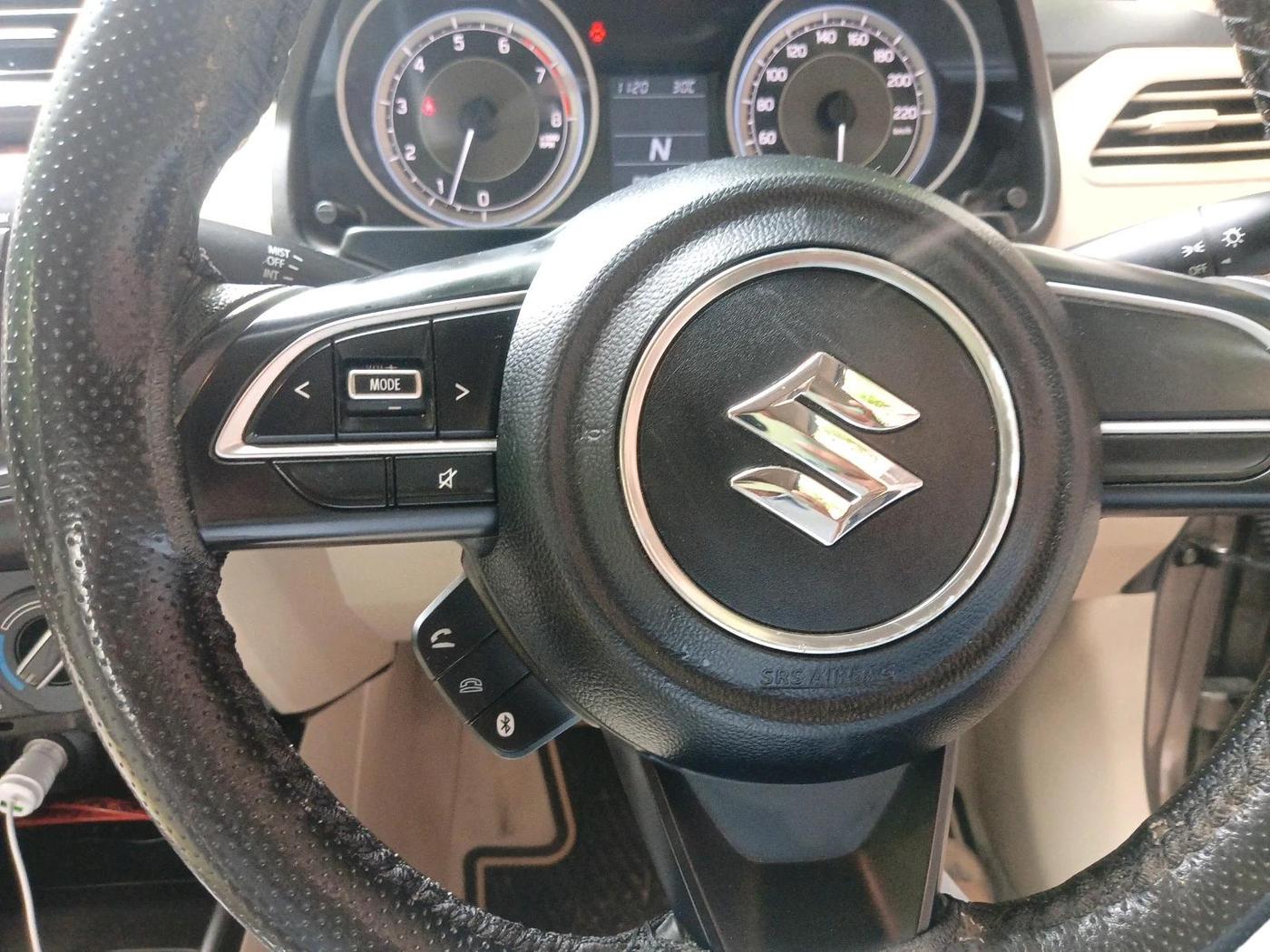 2017 Maruti Dzire VXI AMT, Petrol, Automatic, 85,401 km, interior