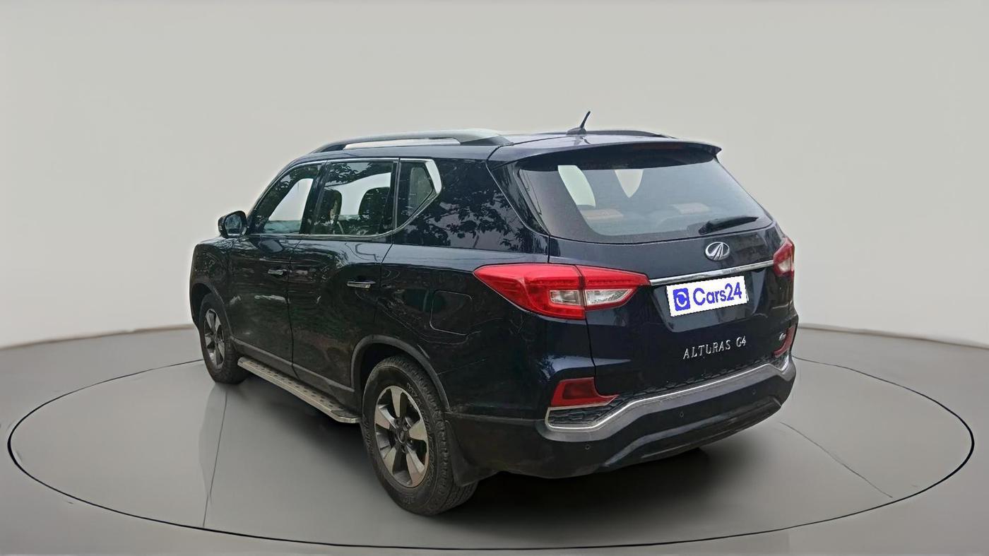 2022 Mahindra ALTURAS G4 4WD AT, Diesel, Automatic, 1,05,840 km, exterior