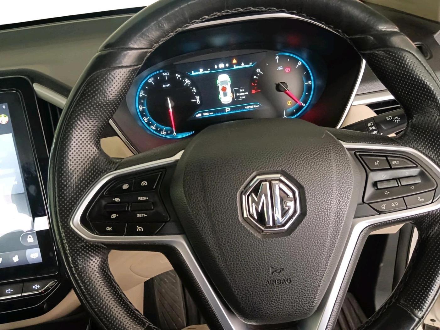 2021 MG HECTOR SHARP 1.5 PETROL CVT, Petrol, Automatic, 1,17,374 km, interior