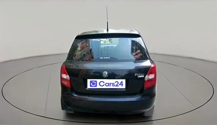 2011 Skoda Fabia AMBIENTE 1.2 MPI, Petrol, Manual, 1,01,879 km, exterior