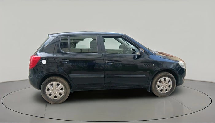 2011 Skoda Fabia AMBIENTE 1.2 MPI, Petrol, Manual, 1,01,879 km, exterior