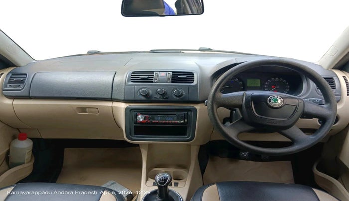 2011 Skoda Fabia AMBIENTE 1.2 MPI, Petrol, Manual, 1,01,879 km, interior