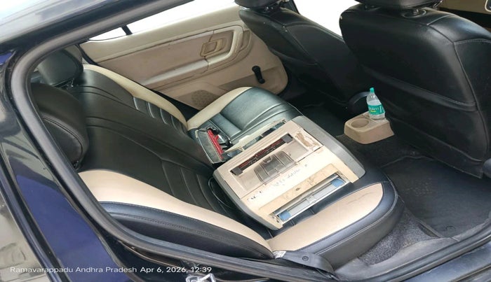 2011 Skoda Fabia AMBIENTE 1.2 MPI, Petrol, Manual, 1,01,879 km, interior