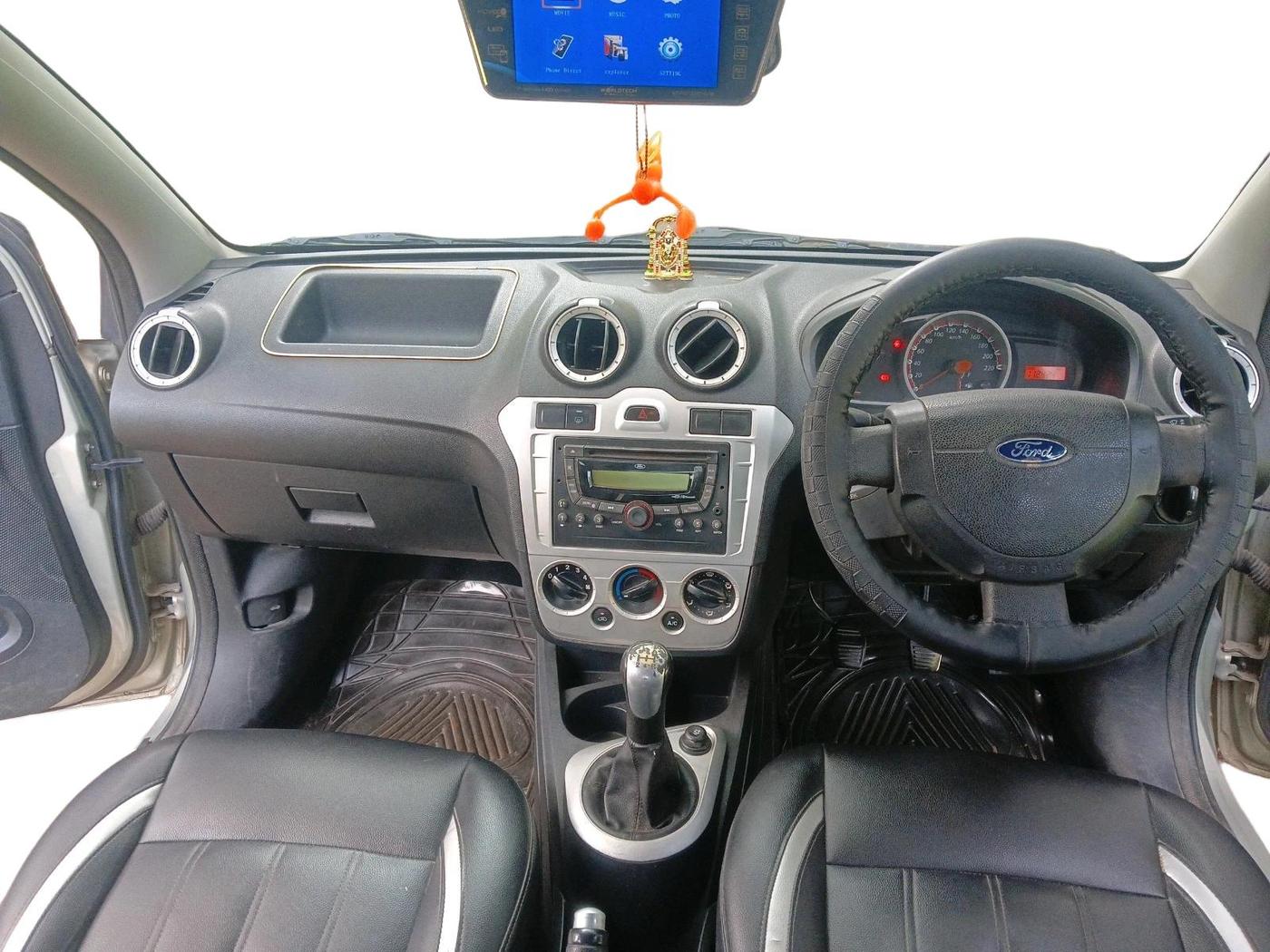 2014 Ford Figo ZXI 1.4 DIESEL, Diesel, Manual, 1,12,424 km, interior