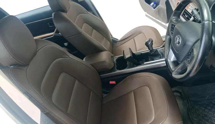 2021 Tata Harrier XZ PLUS 2.0L DUAL TONE, Diesel, Manual, 2,10,869 km, interior