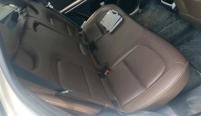 2021 Tata Harrier XZ PLUS 2.0L DUAL TONE, Diesel, Manual, 2,10,869 km, interior