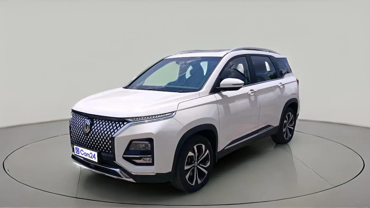 2025 MG HECTOR PLUS SAVVY PRO 1.5 TURBO CVT 6 STR, Petrol, Automatic, 5,302 km, exterior