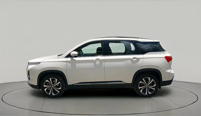 2025 MG HECTOR PLUS SAVVY PRO 1.5 TURBO CVT 6 STR, Petrol, Automatic, 5,302 km, exterior