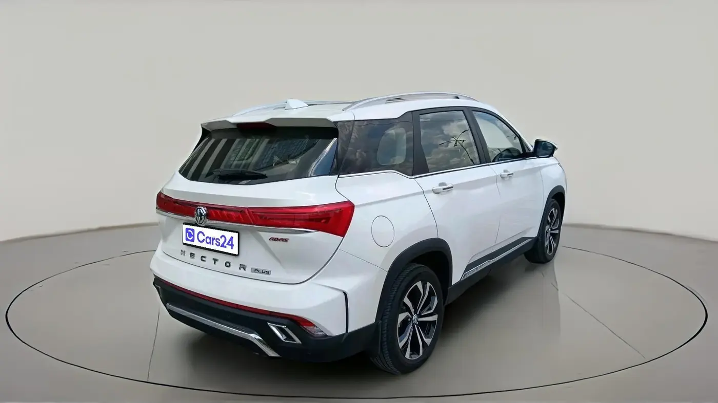 2025 MG HECTOR PLUS SAVVY PRO 1.5 TURBO CVT 6 STR, Petrol, Automatic, 5,302 km, exterior