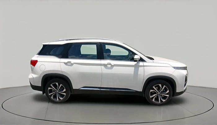 2025 MG HECTOR PLUS SAVVY PRO 1.5 TURBO CVT 6 STR, Petrol, Automatic, 5,302 km, exterior