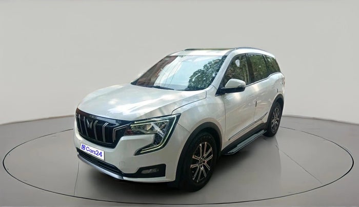 2022 Mahindra XUV700 AX 7 P AT 7 STR, Petrol, Automatic, 29,994 km, exterior