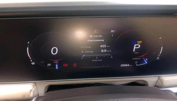 2022 Mahindra XUV700 AX 7 P AT 7 STR, Petrol, Automatic, 29,994 km, interior