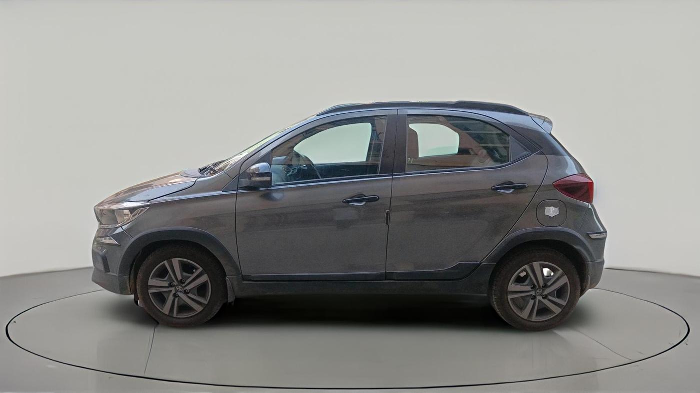 2023 Tata TIAGO NRG XZ MT, Petrol, Manual, 80,902 km, exterior