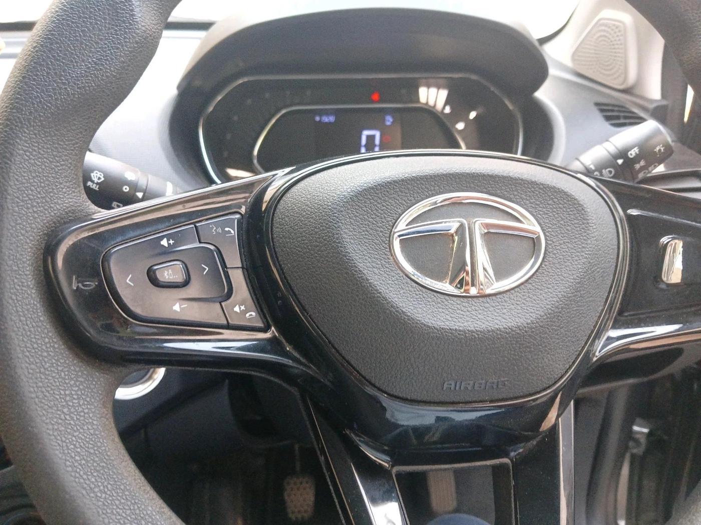 2023 Tata TIAGO NRG XZ MT, Petrol, Manual, 80,902 km, interior