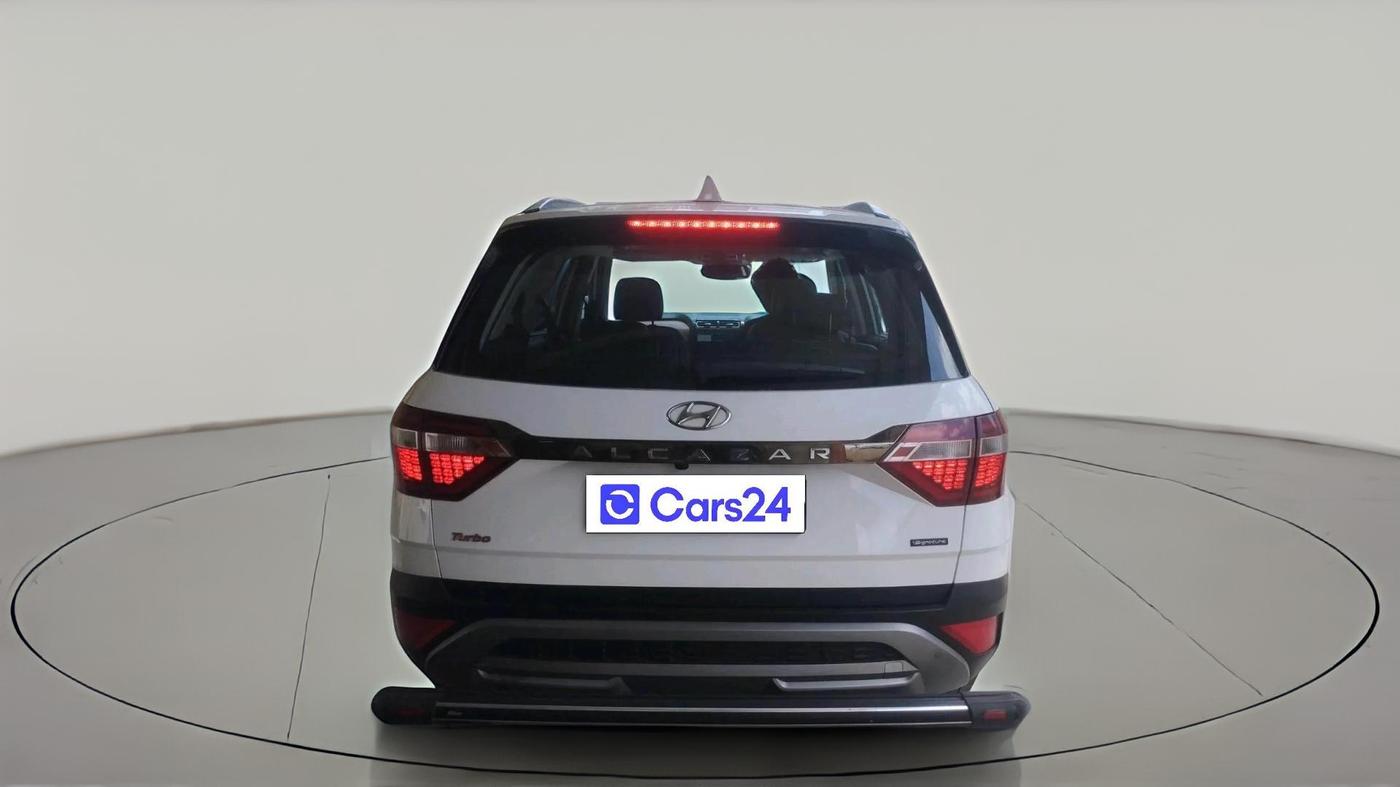 2024 Hyundai ALCAZAR  SIGNATURE (O) DCT 1.5 PETROL 7STR, Petrol, Automatic, 28,341 km, exterior