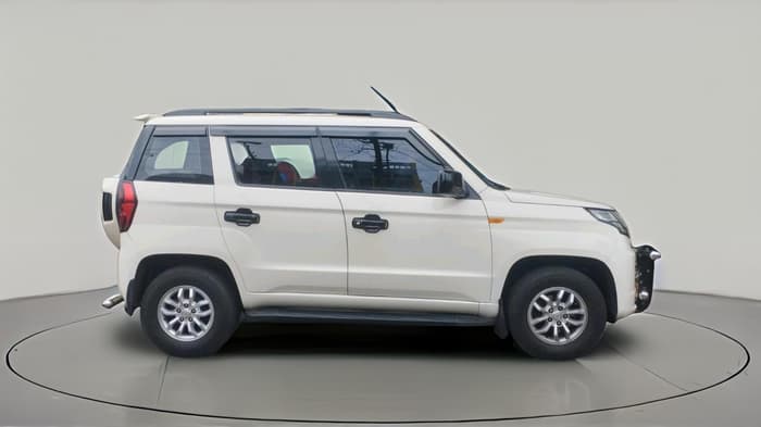 2017 Mahindra TUV300 T8, Diesel, Manual, 55,395 km, exterior