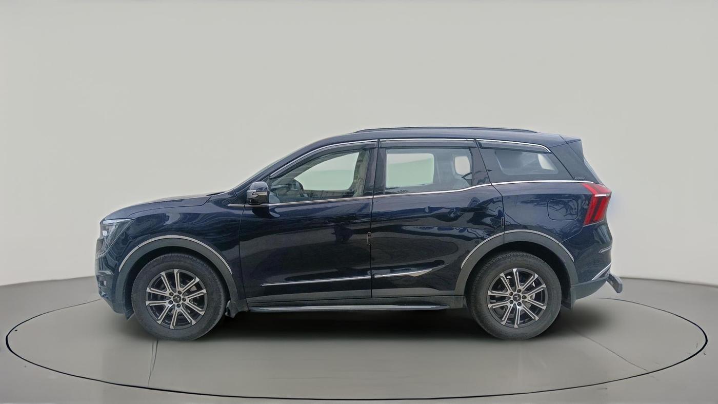 2024 Mahindra XUV700 AX 7 LUXURY P AT 7 STR, Petrol, Automatic, 21,035 km, exterior