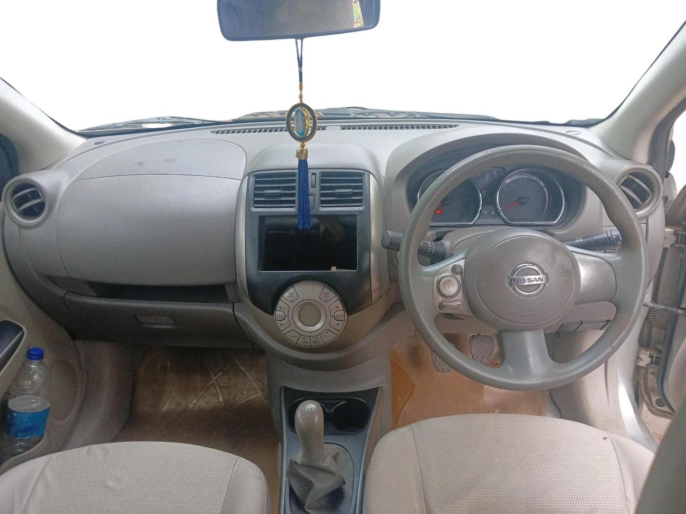 2012 Nissan Sunny XV DIESEL, Diesel, Manual, 77,053 km, interior