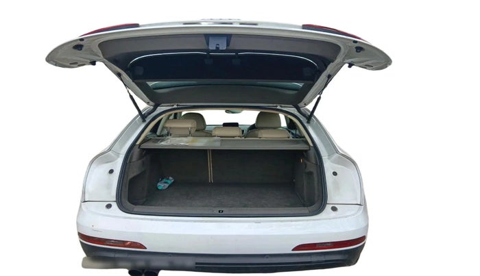 2012 Audi Q3 2.0 TDI QUATTRO, Diesel, Automatic, 1,32,816 km, exterior