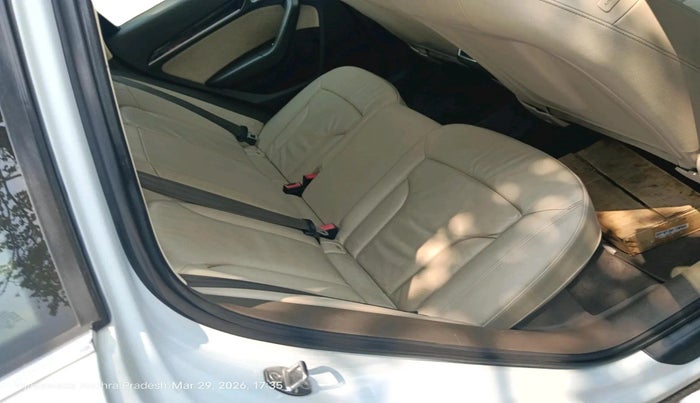 2012 Audi Q3 2.0 TDI QUATTRO, Diesel, Automatic, 1,32,816 km, interior