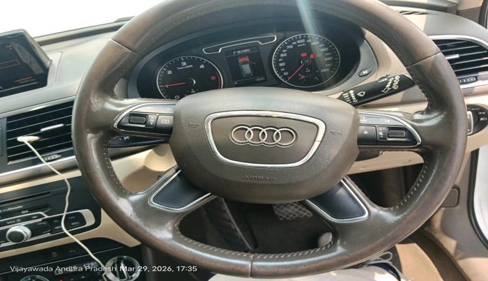 2012 Audi Q3 2.0 TDI QUATTRO, Diesel, Automatic, 1,32,816 km, interior