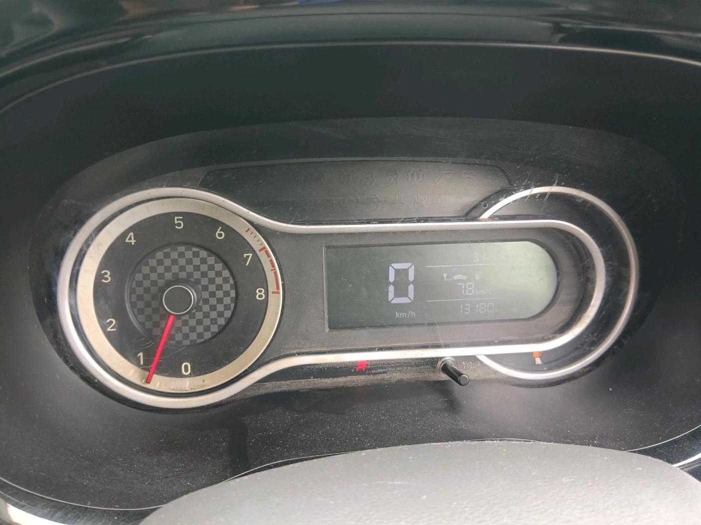 2020 Hyundai GRAND I10 NIOS SPORTZ 1.2 KAPPA VTVT, Petrol, Manual, 13,180 km, interior