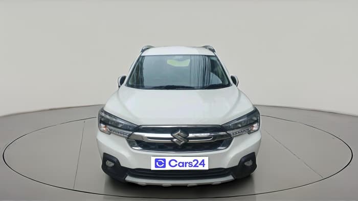 2025 Maruti XL6 ALPHA PLUS MT, Petrol, Manual, 30,987 km, exterior