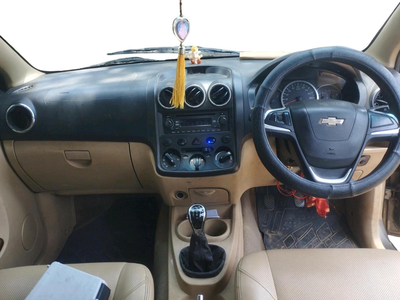 2015 Chevrolet Enjoy 1.3 LTZ 7 STR, Diesel, Manual, 1,08,514 km, interior