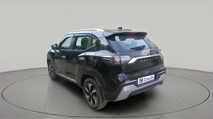 2025 Nissan MAGNITE Tekna B4D 1.0 Petrol AMT, Petrol, Automatic, 24,088 km, exterior