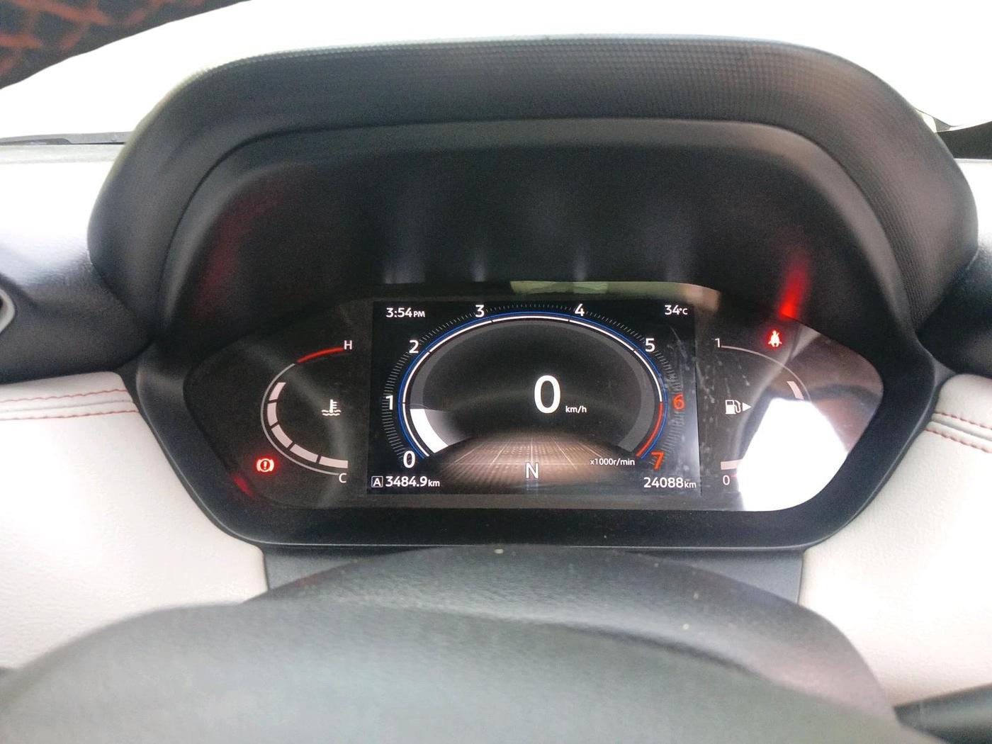 2025 Nissan MAGNITE Tekna B4D 1.0 Petrol AMT, Petrol, Automatic, 24,088 km, interior