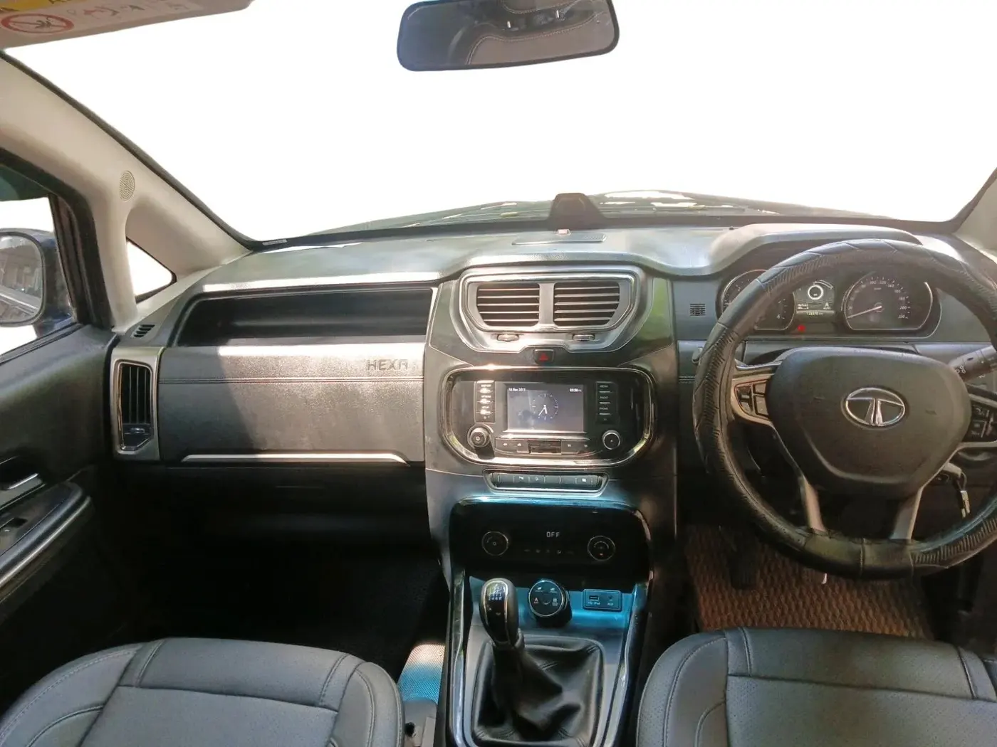 2017 Tata Hexa XT 4X2 6 STR, Diesel, Manual, 1,25,270 km, interior
