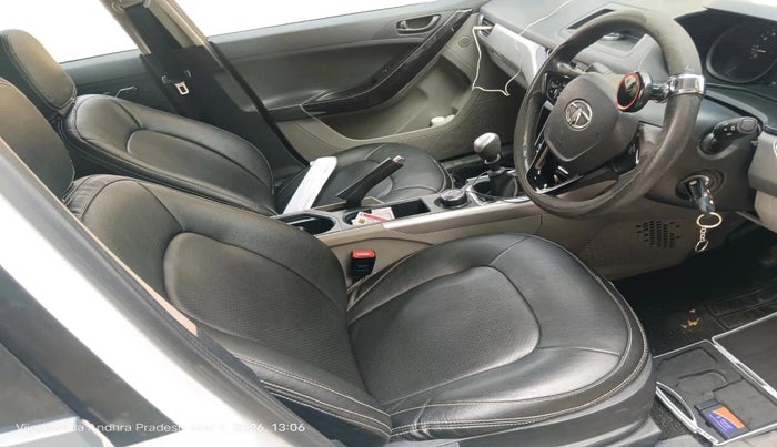 2018 Tata NEXON XT DIESEL, Diesel, Manual, 1,42,728 km, interior
