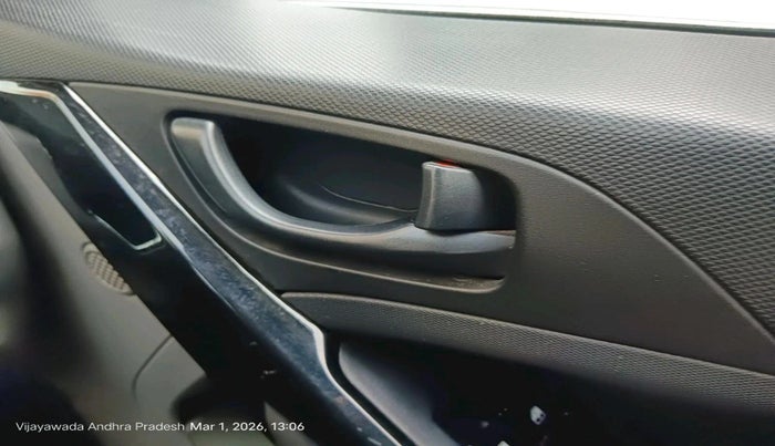 2018 Tata NEXON XT DIESEL, Diesel, Manual, 1,42,728 km, interior