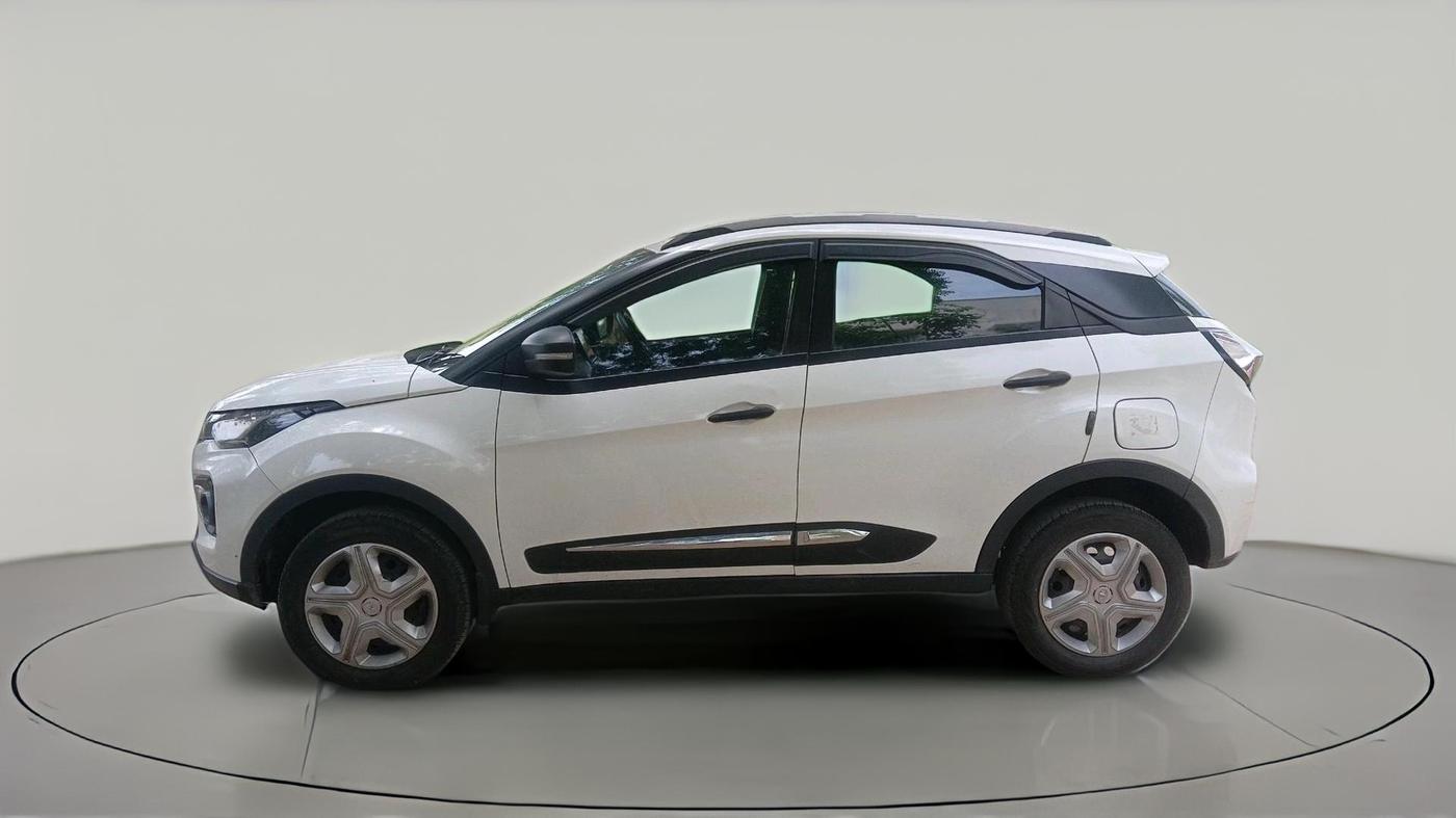 2022 Tata NEXON XM SUNROOF DIESEL, Diesel, Manual, 1,28,462 km, exterior