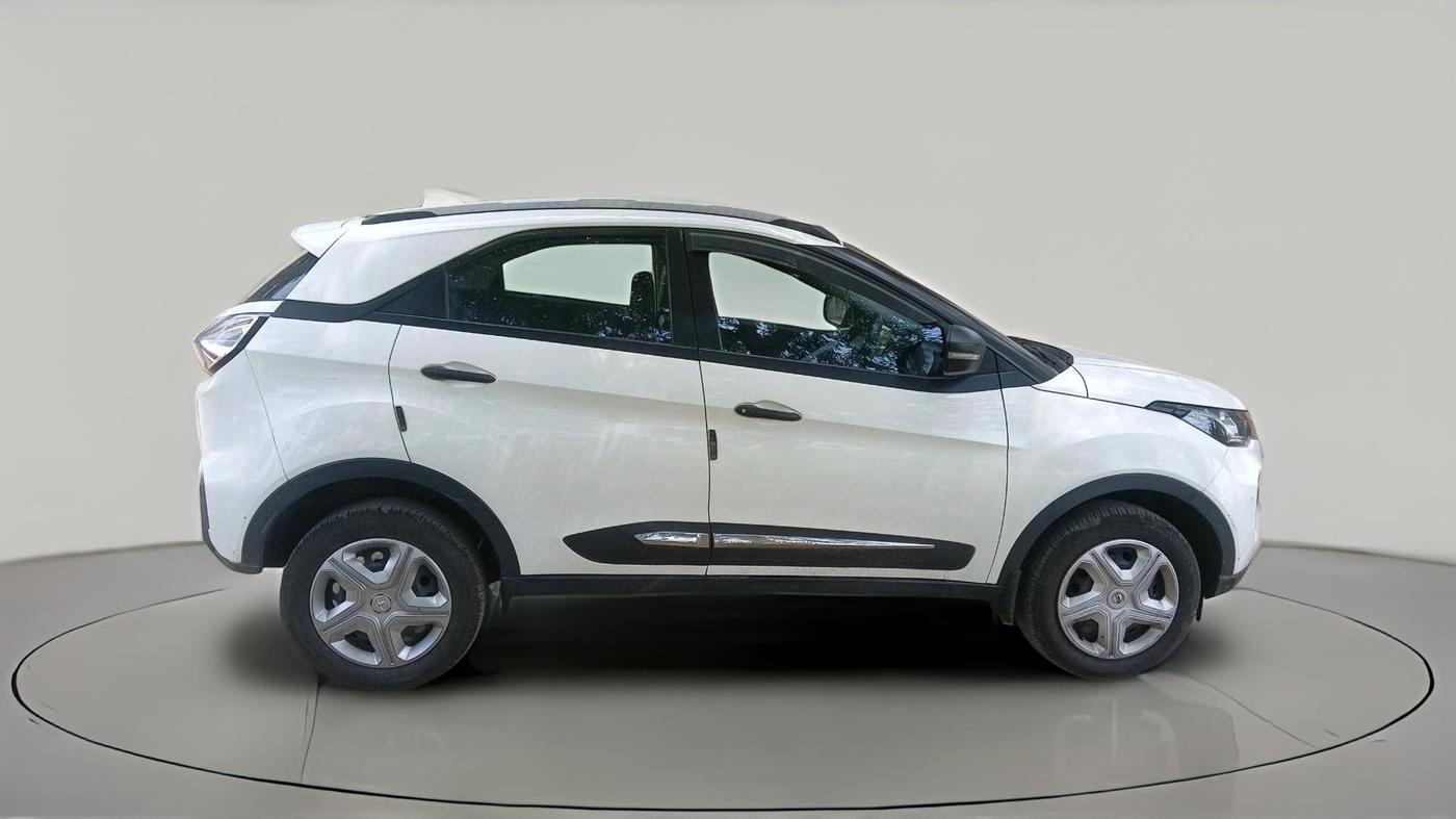 2022 Tata NEXON XM SUNROOF DIESEL, Diesel, Manual, 1,28,462 km, exterior