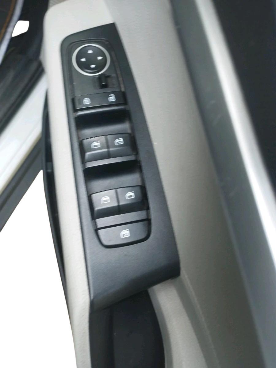 2023 KIA CARENS PRESTIGE 1.5 PETROL 7 STR, Petrol, Manual, 72,075 km, interior