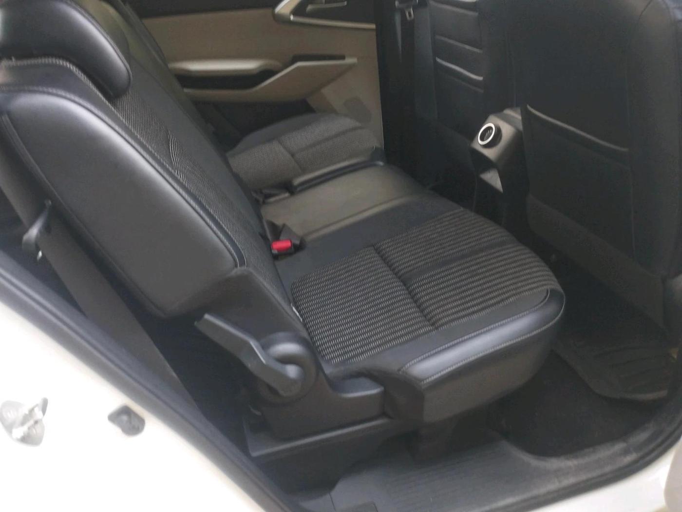 2023 KIA CARENS PRESTIGE 1.5 PETROL 7 STR, Petrol, Manual, 72,075 km, interior