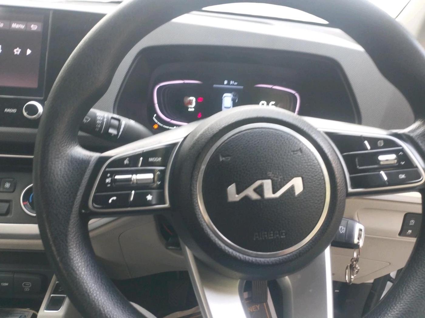 2023 KIA CARENS PRESTIGE 1.5 PETROL 7 STR, Petrol, Manual, 72,075 km, interior