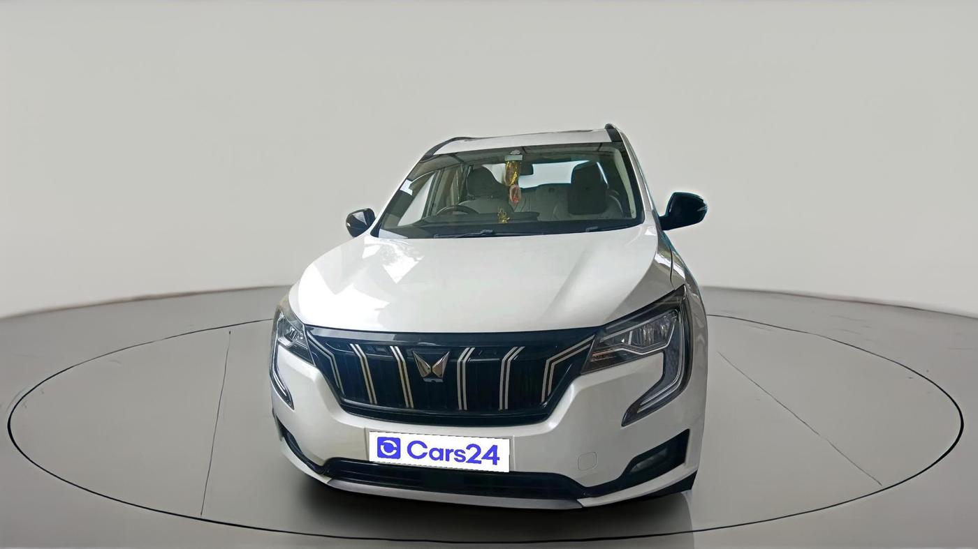 2022 Mahindra XUV700 AX 5 D MT 5 STR, Diesel, Manual, 88,513 km, exterior