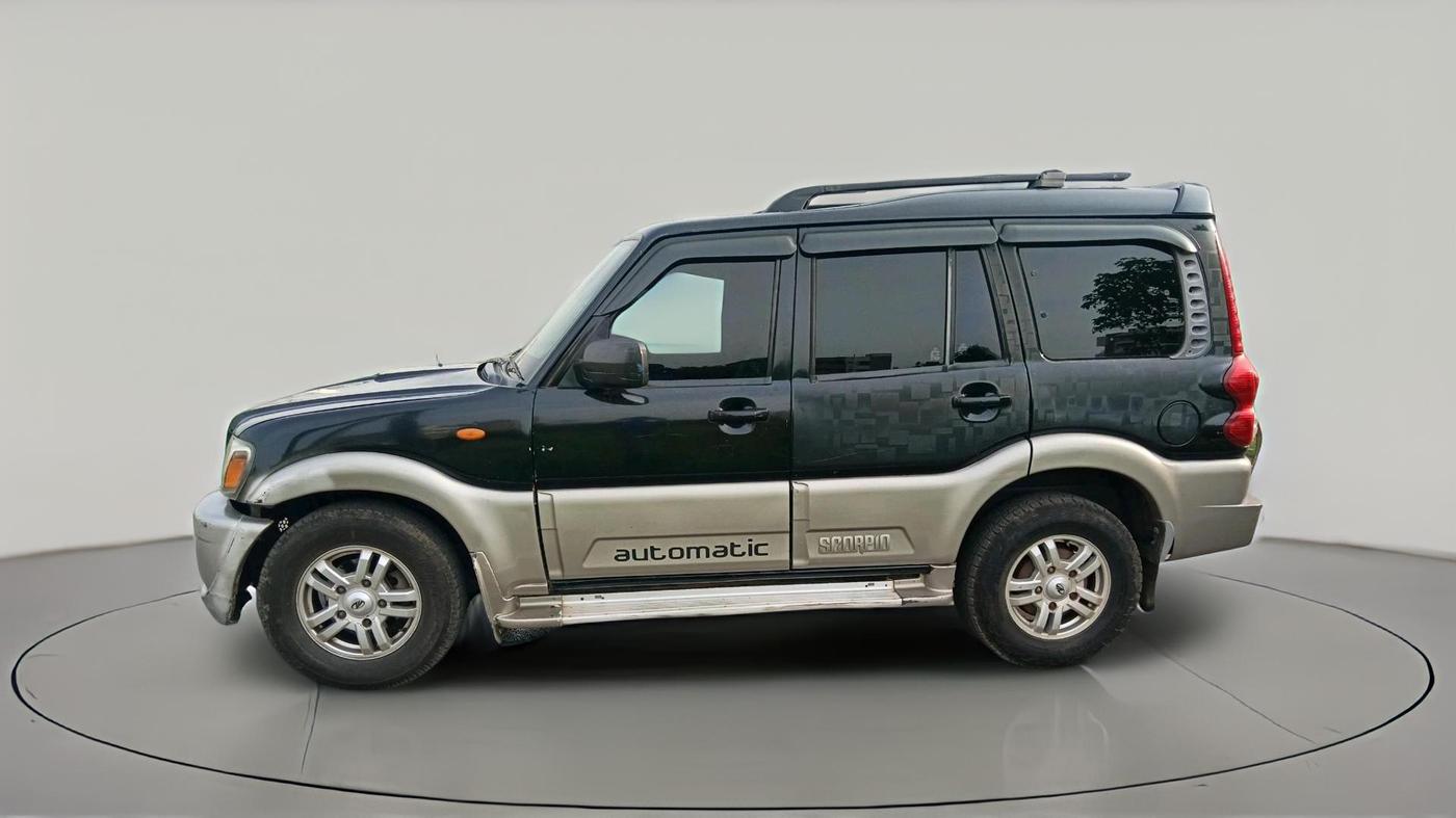 2011 Mahindra Scorpio VLX 2WD AIRBAG AT, Diesel, Automatic, 2,32,359 km, exterior