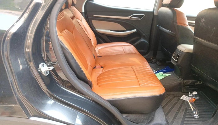 2023 MG ASTOR SMART 1.5 CVT, Petrol, Automatic, 26,368 km, interior
