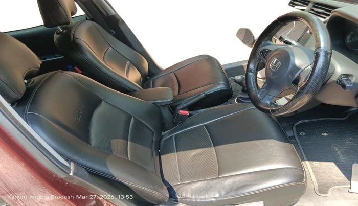 2017 Honda BR-V 1.5L I- DTEC V, Diesel, Manual, 1,14,450 km, interior