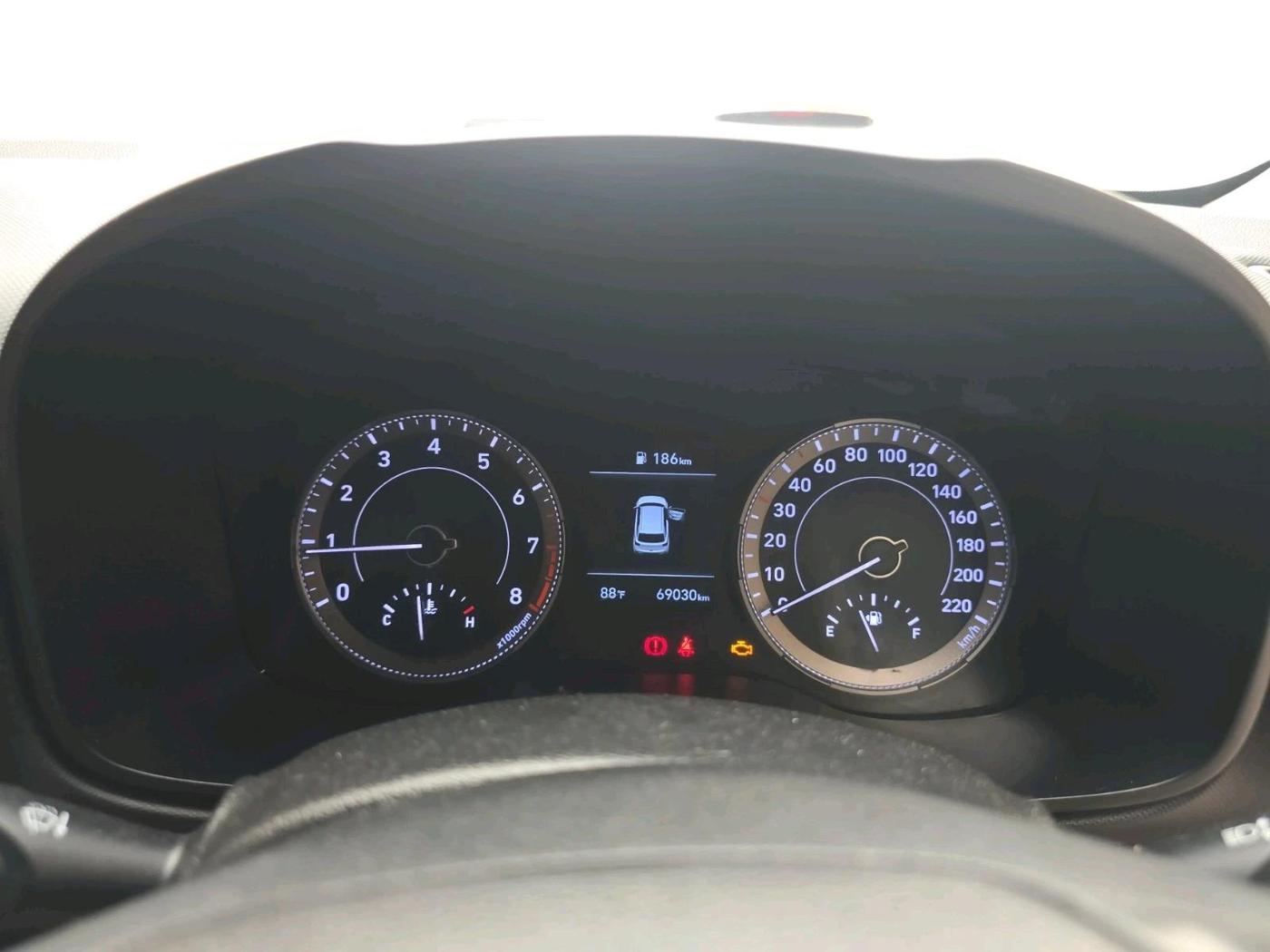 2019 Hyundai VENUE SX 1.0 (O) TURBO, Petrol, Manual, 69,030 km, interior