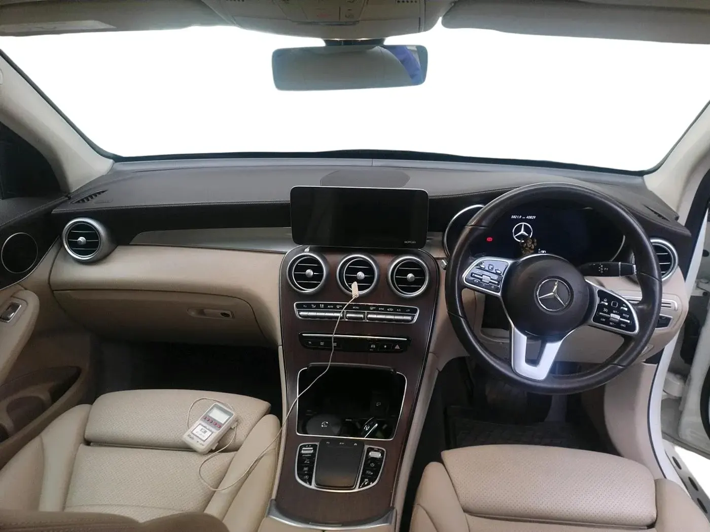 2021 Mercedes Benz GLC CLASS 200 Progressive, Petrol, Automatic, 40,829 km, interior