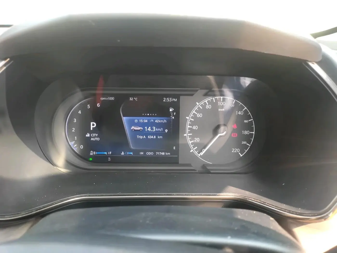 2022 Tata Harrier XZA PLUS 2.0L KAZIRANGA, Diesel, Automatic, 71,748 km, interior