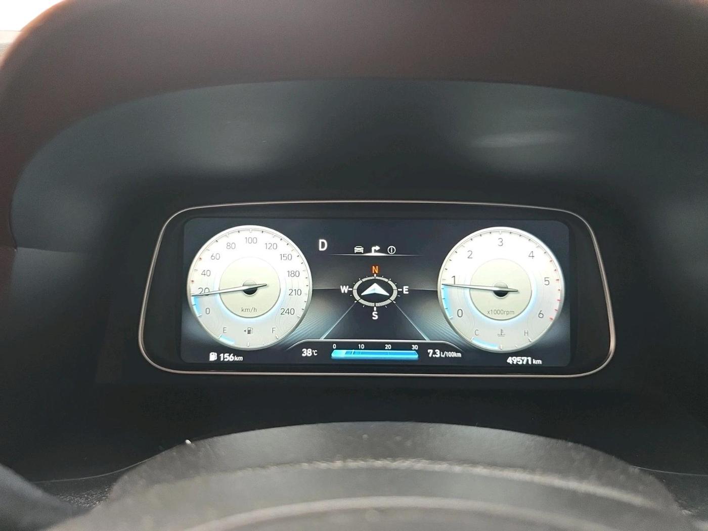 2021 Hyundai ALCAZAR PLATINUM(O) 7STR 1.5 AT, Diesel, Automatic, 49,571 km, interior