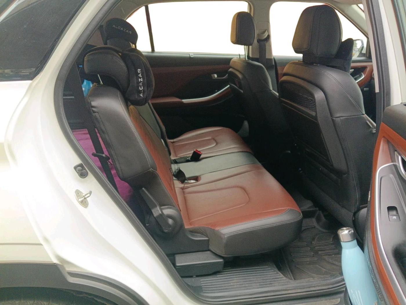 2021 Hyundai ALCAZAR PLATINUM(O) 7STR 1.5 AT, Diesel, Automatic, 49,571 km, interior