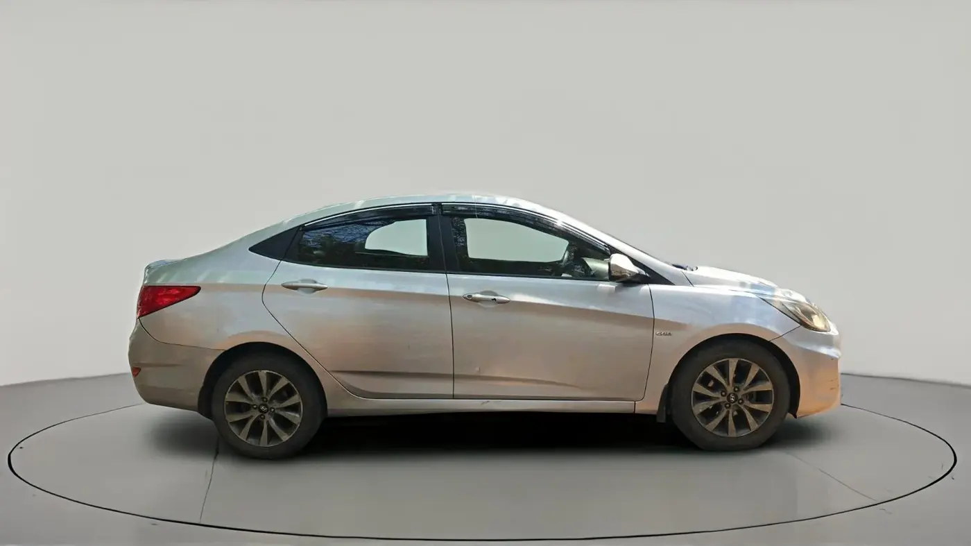 2014 Hyundai Verna FLUIDIC 1.6 CRDI SX, Diesel, Manual, 1,13,633 km, exterior
