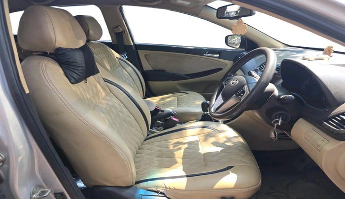 2014 Hyundai Verna FLUIDIC 1.6 CRDI SX, Diesel, Manual, 1,13,633 km, interior